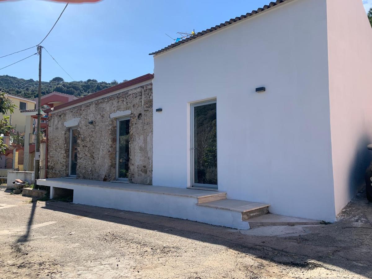 Mp Luxury House Villa Budoni Exterior photo